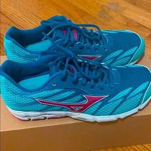 Mizuno Wave Hitogami 3 running shoes W6